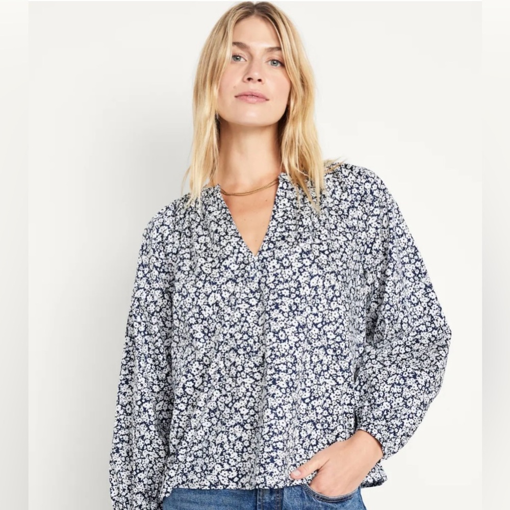 Old Navy Navy and White Floral Long-Sleeve Blouse